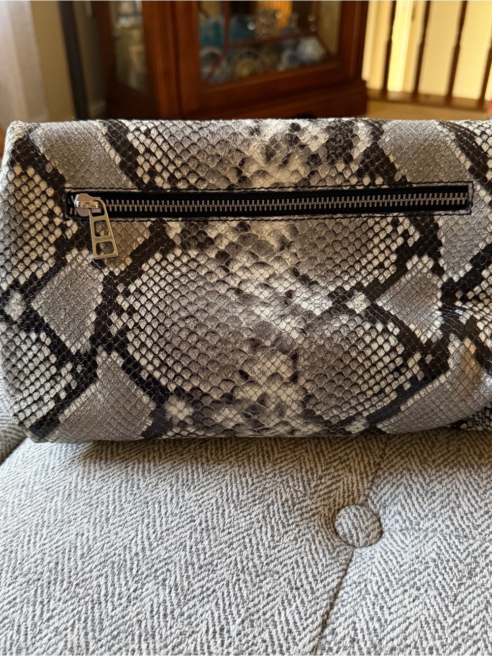Zadig & Voltaire
Snake print chain Crossbody in Black and Cream - Picture 2 of 6